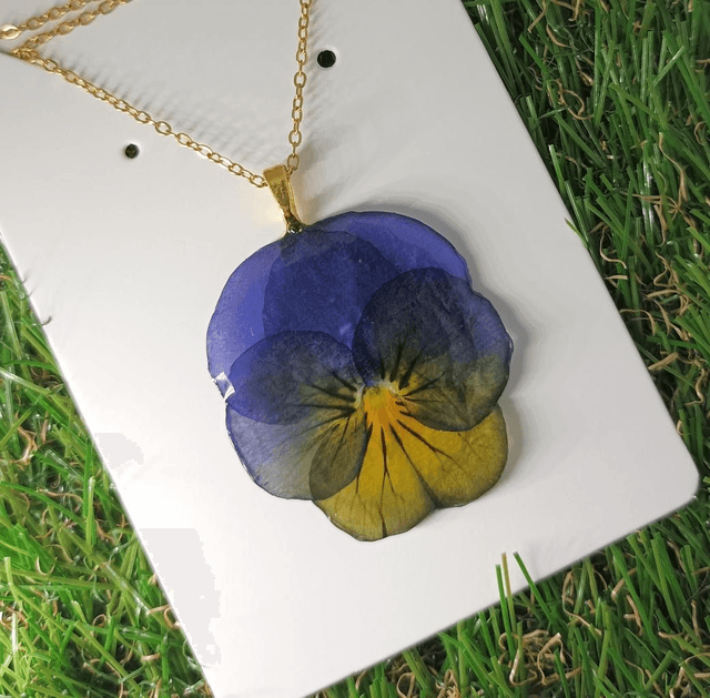 Collier les "Pensées"  