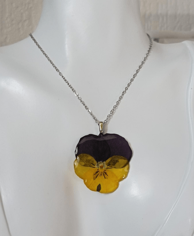 Collier les "Pensées"