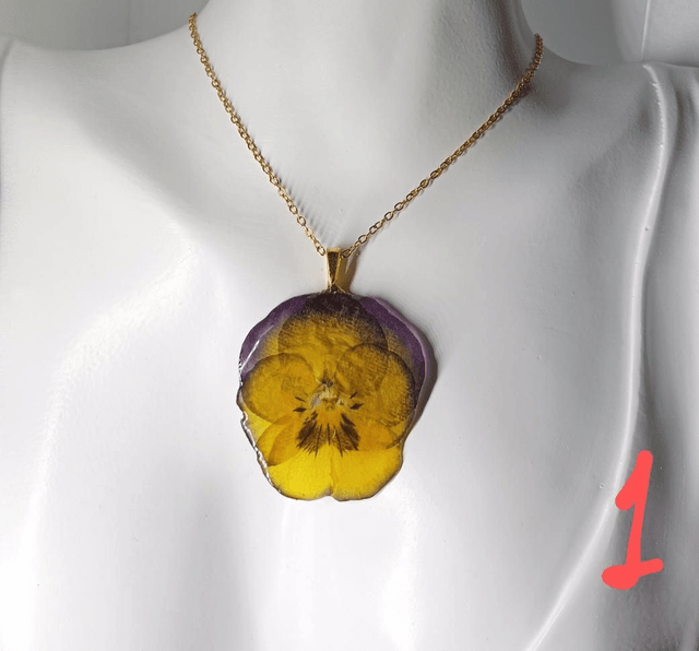 Collier les "Pensées" 