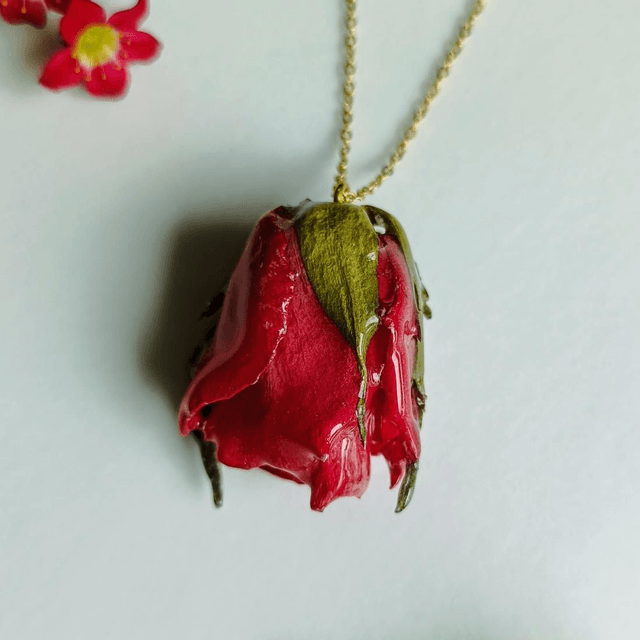 Collier Rose éternelle 