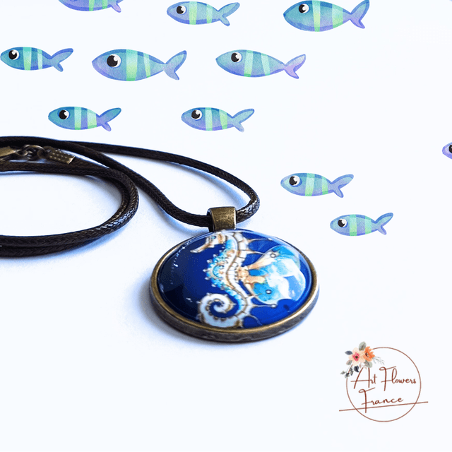 Collier illustré - Hippocampe