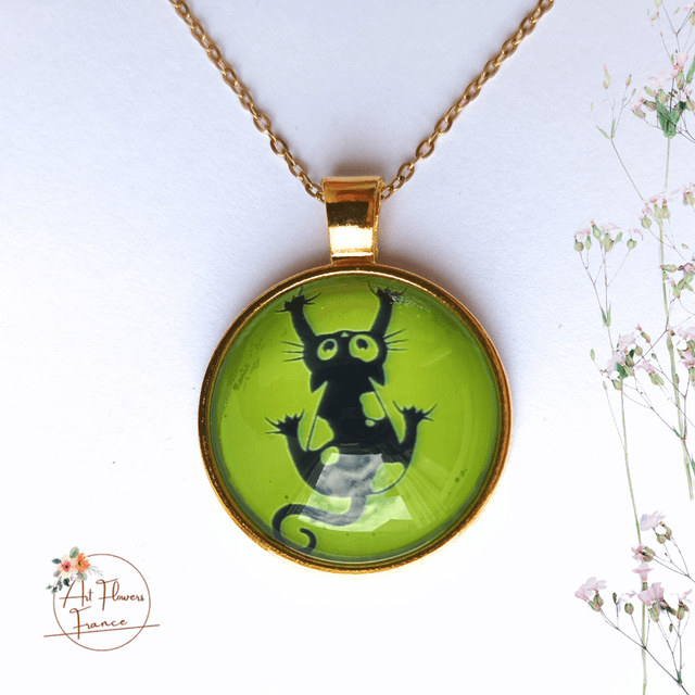 Collier illustré - Chaton suspendu