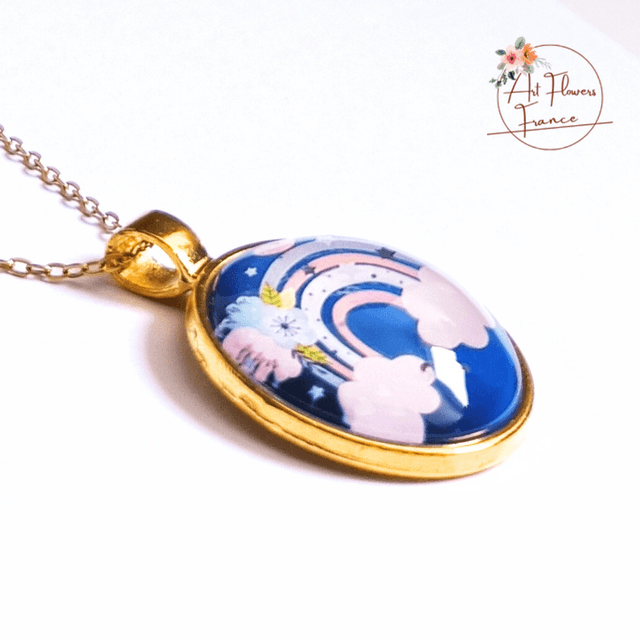 Collier illustré - Arc-en-ciel