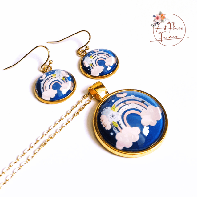 Collier illustré - Arc-en-ciel